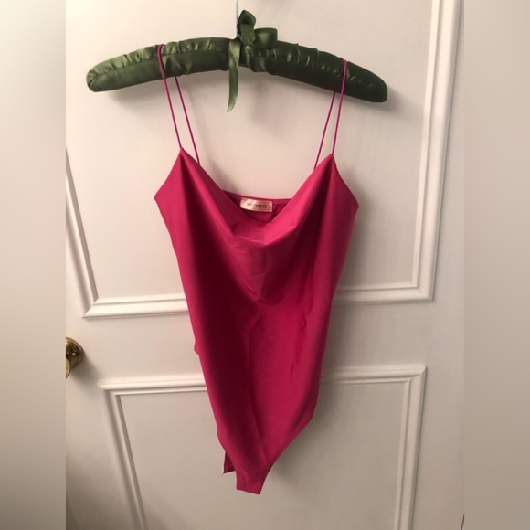 Luxurious thong bodysuit - Picture 2 of 3